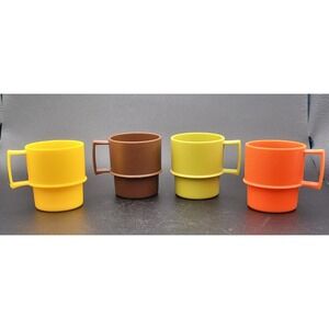 Vintage Tupperware Toys Mini Stacking Mugs Set of 4-- 2" Retro Colors Kitchen